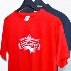 Bekleidung, Deko & Modelle